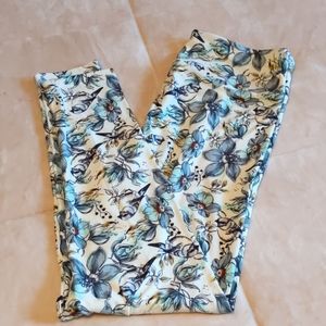 Beautiful Lulalroe TC leggings